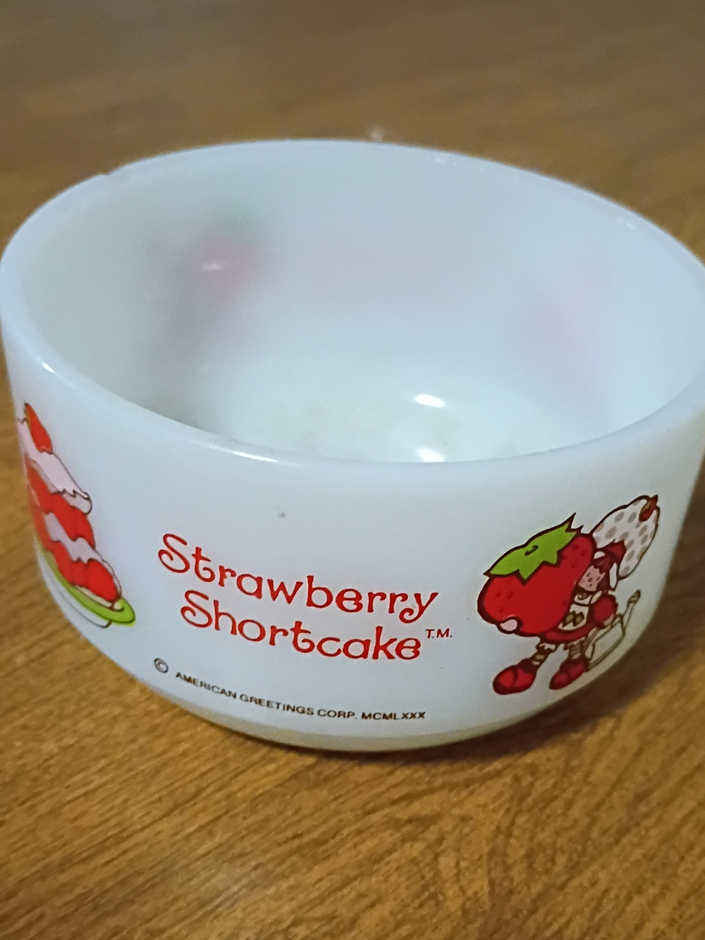 Anchor Hocking White Ceramic Strawberry Shortcake Bowl with Red Accents
